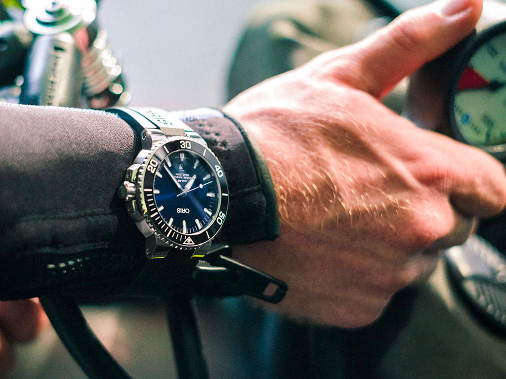 Aquis Date 39.5mm Blue - Rubber Ref. 01 733 7732 4135-07 4 21 64FC - Image 3