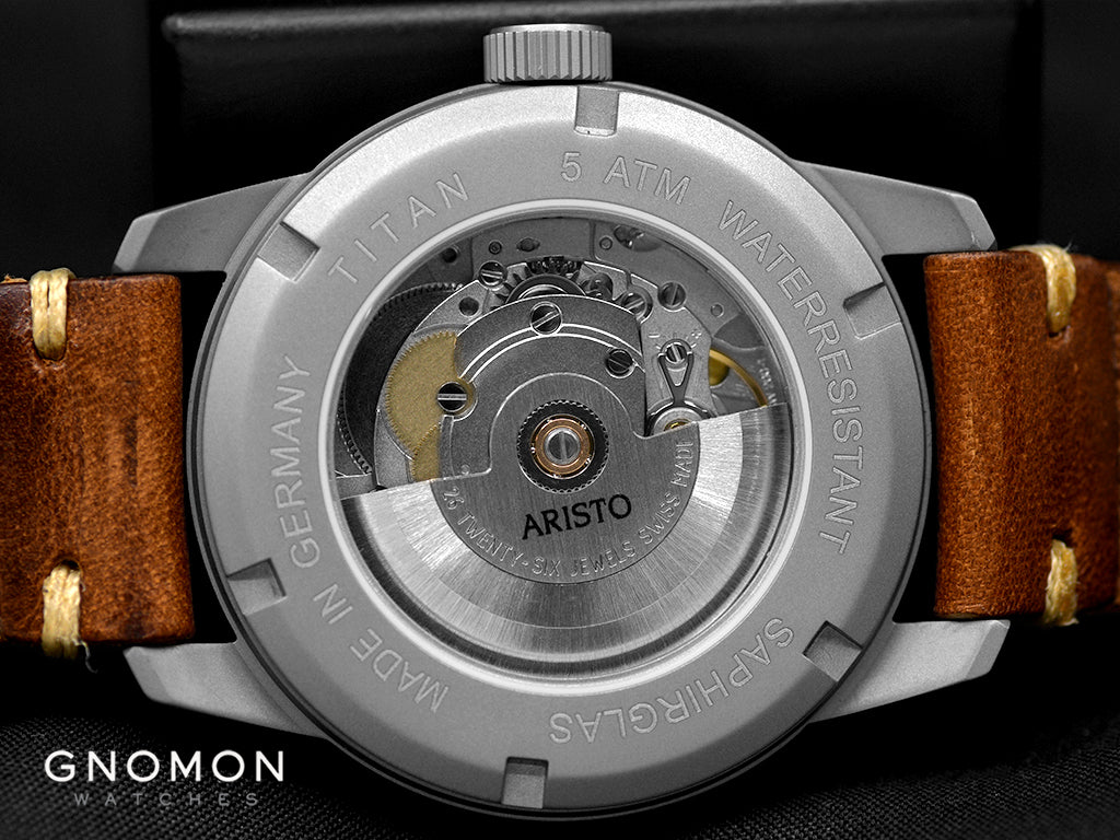 Aviator 40 Type A 5H101TI-VIN - Sapphire - Image 10