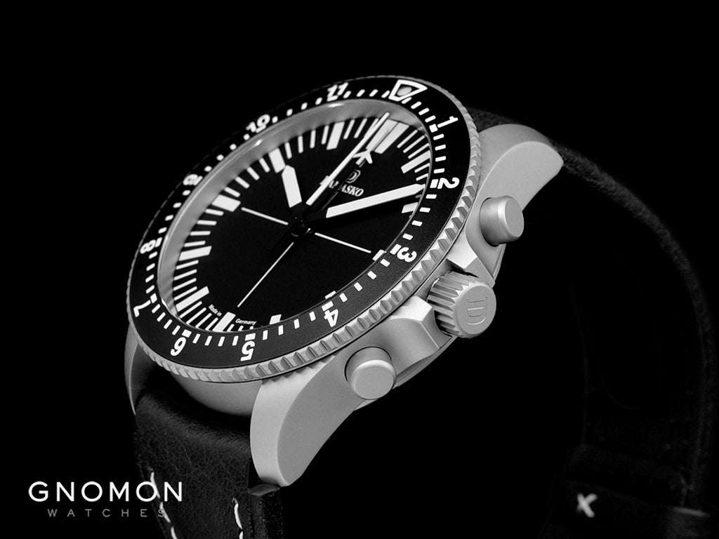 DC80 Hour Bezel - Central Minutes Chrono - Image 7