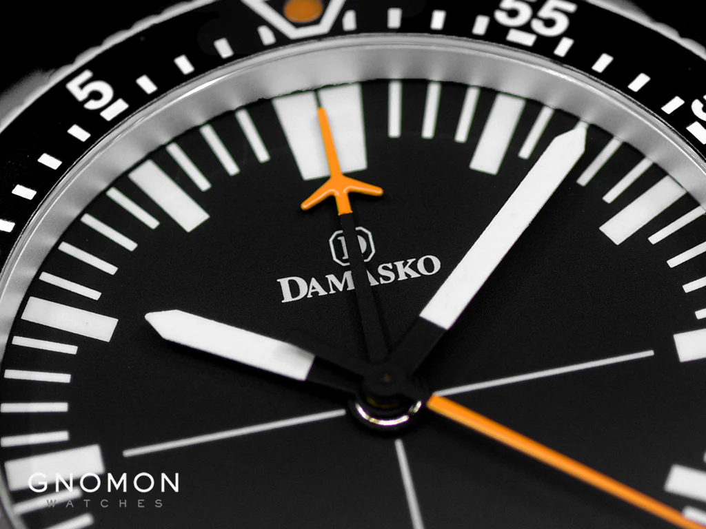 DC80 Orange - Central Minutes Chrono - Image 4