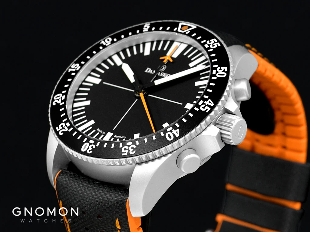 DC80 Orange - Central Minutes Chrono - Image 7