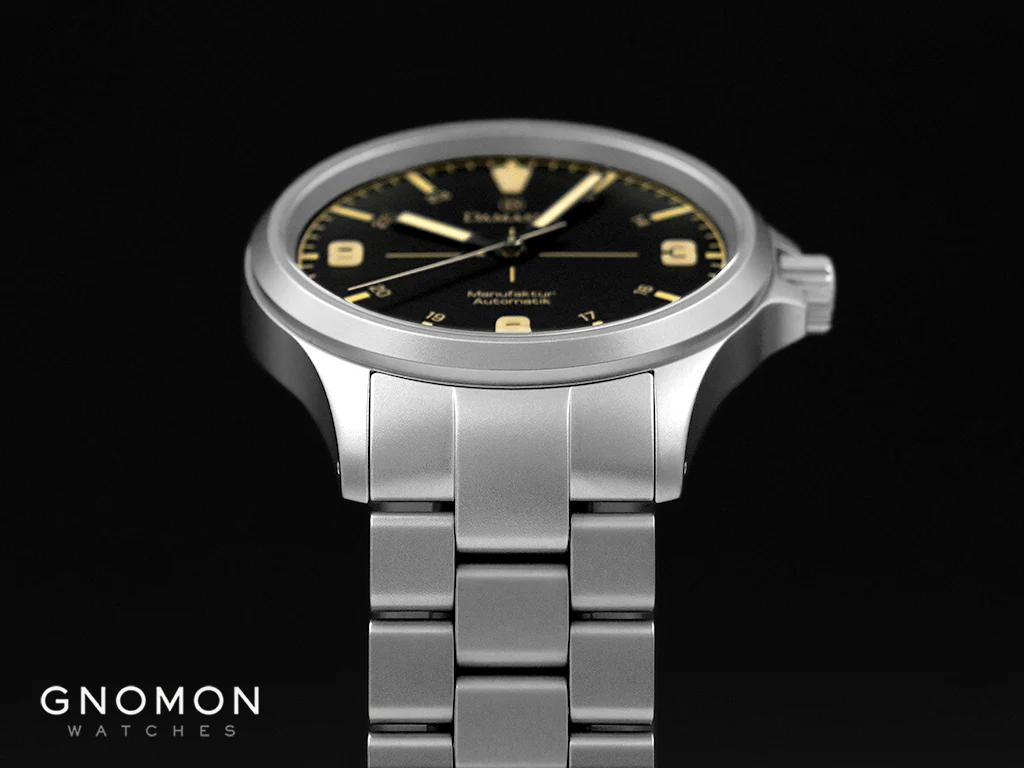 DK26 on Bracelet - Image 6