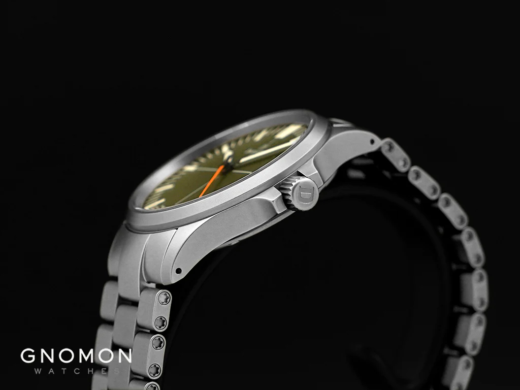 DK30/2 Olive on Bracelet - Image 7