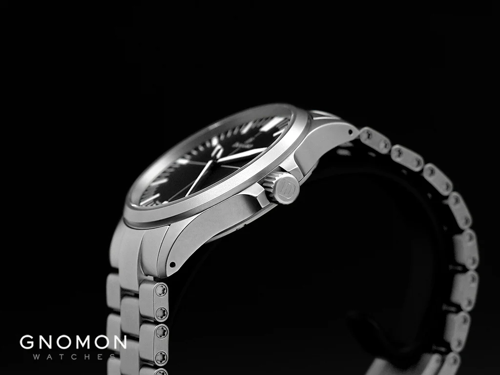 DK30 on Bracelet - Image 7