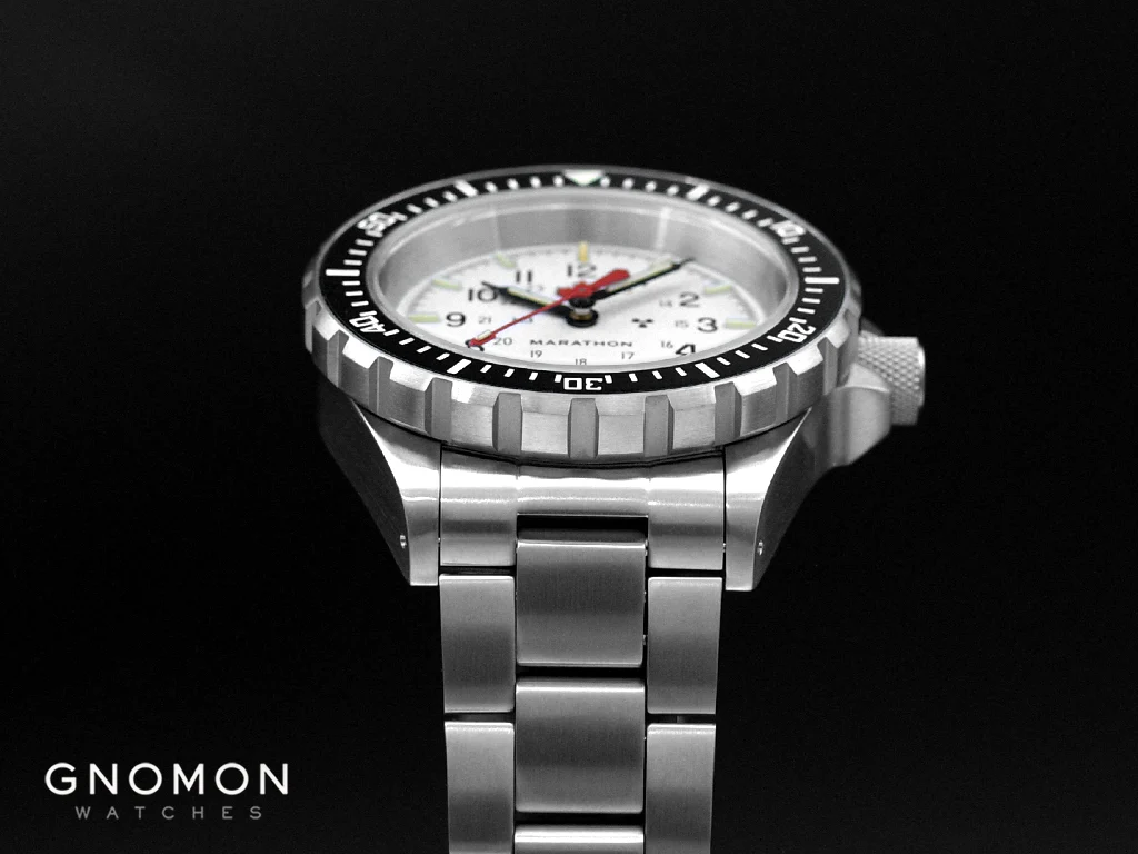 GSAR NGM Diver Automatic Arctic Red Maple Edition - Bracelet Ref. WW194006SS-1601 - Image 6