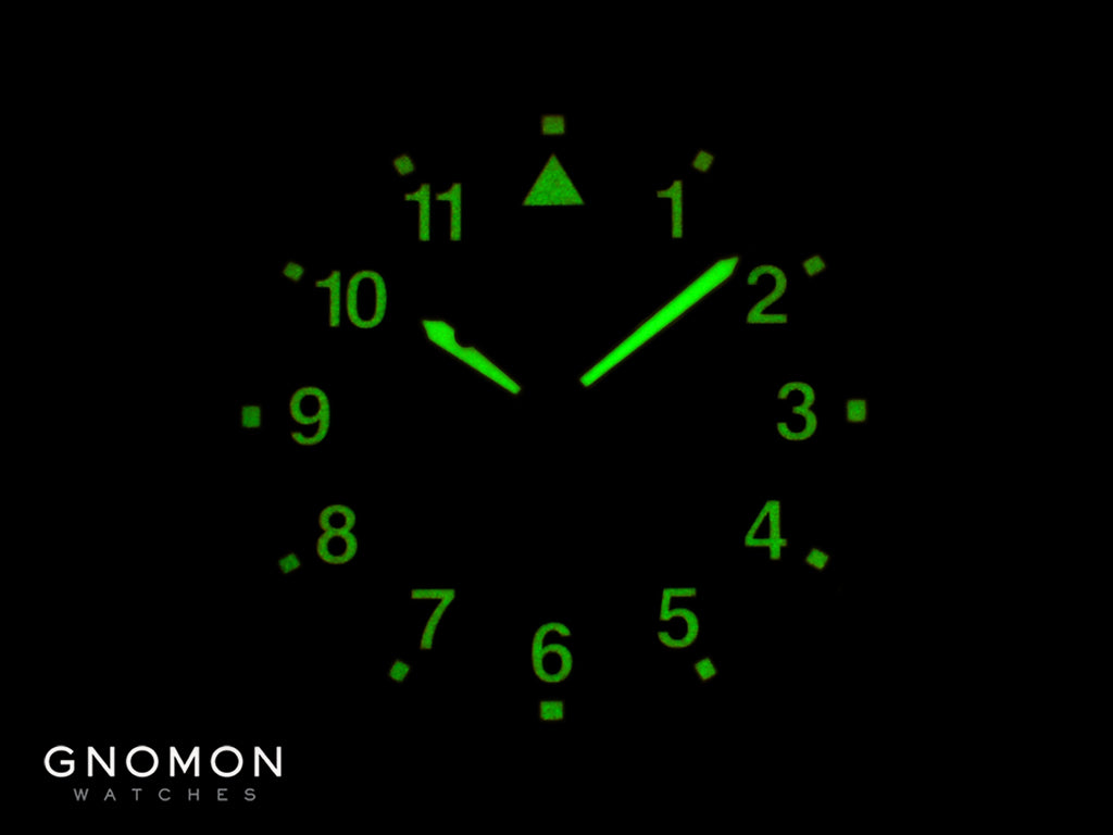 Khaki Field Quartz 38mm Blue Ref. H69401940 - Image 9