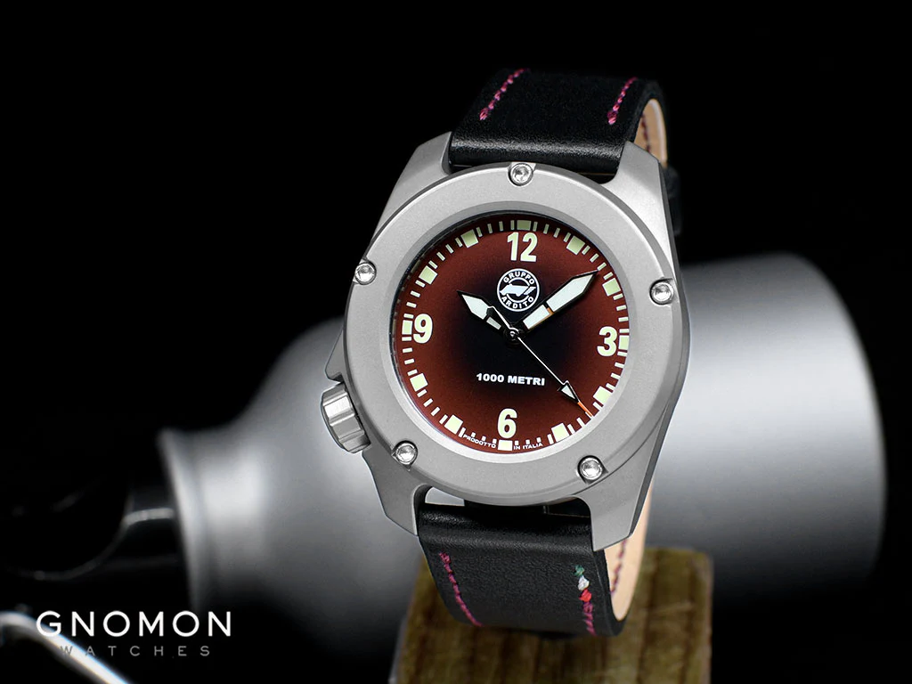 Lince Crimson Red - Gnomon Exclusive - Image 2