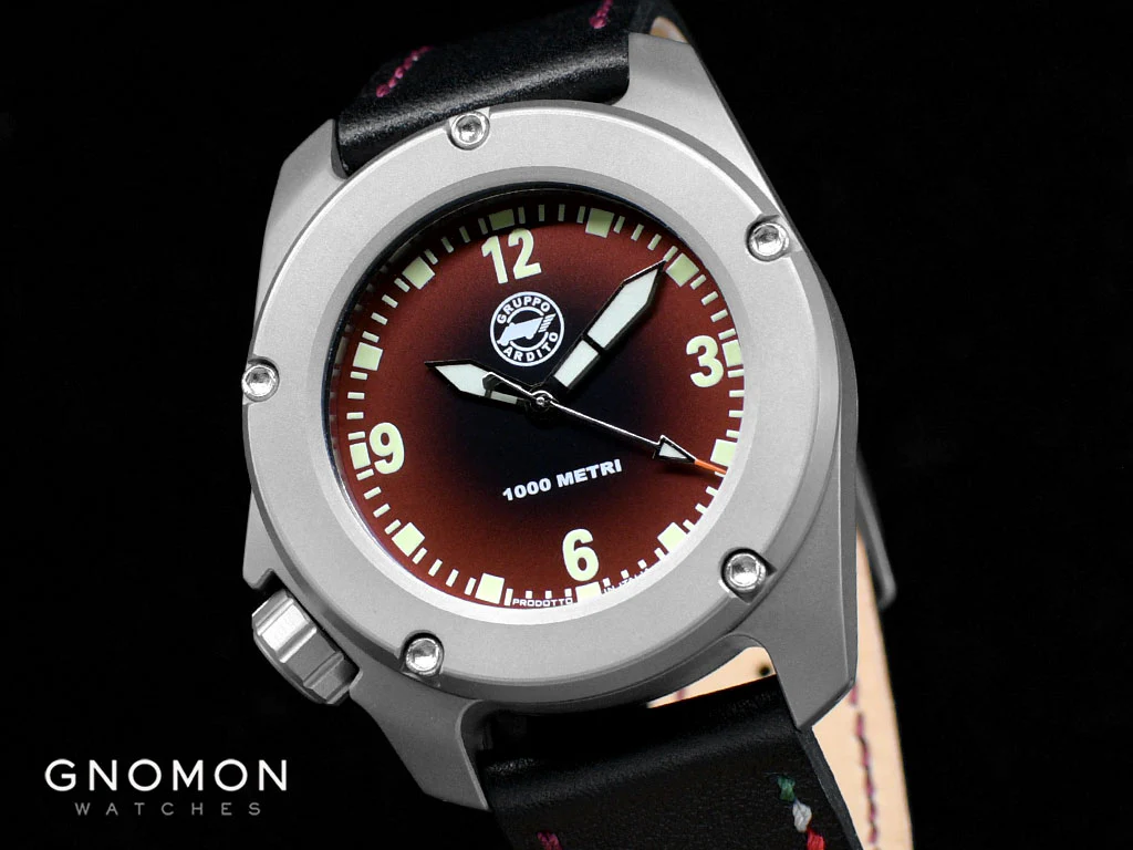 Lince Crimson Red - Gnomon Exclusive - Image 5