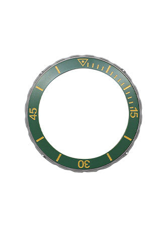 Maya Mk III Green Ceramic Bezel