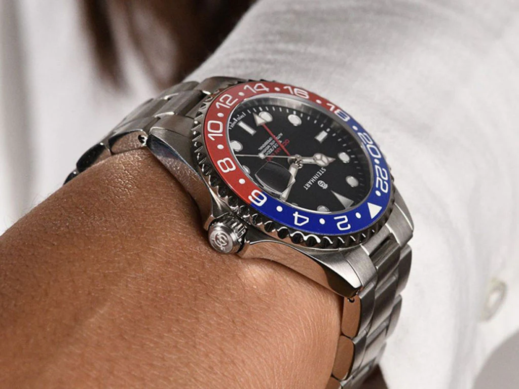 Ocean 39 GMT Blue/Red Ceramic - Image 13