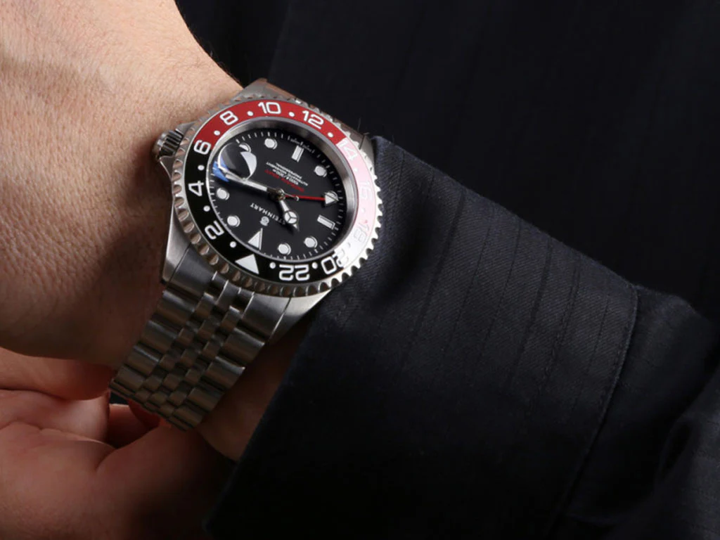 Ocean One GMT Black/Red Ceramic 2 - Image 13
