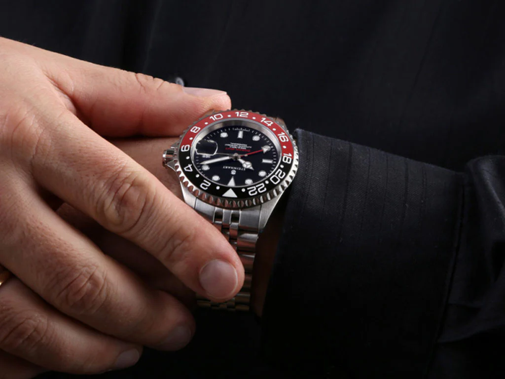 Ocean One GMT Black/Red Ceramic 2 - Image 14