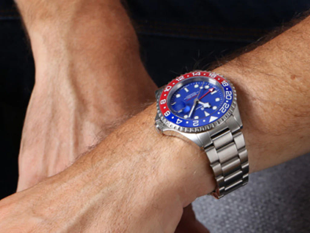 Ocean One GMT Blue/Red Ceramic with Blue Dial - Image 14
