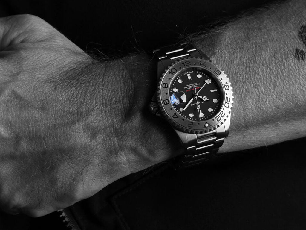 Ocean One GMT Tungsten - Image 17