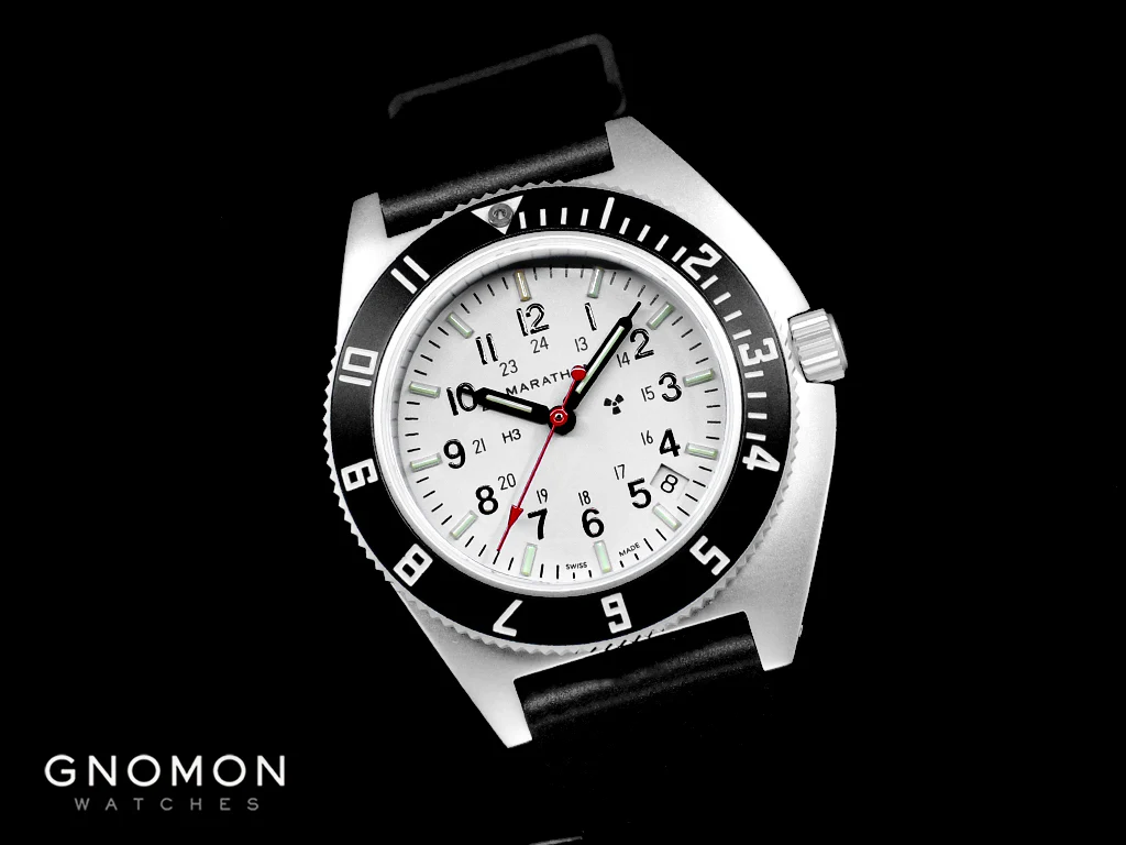 Pilot’s Navigator Stainless Steel Arctic Quartz w/Date (SSNAV-D) - 3-Piece Rubber Strap Kit Ref. WW194013SS-0530 - Image 5