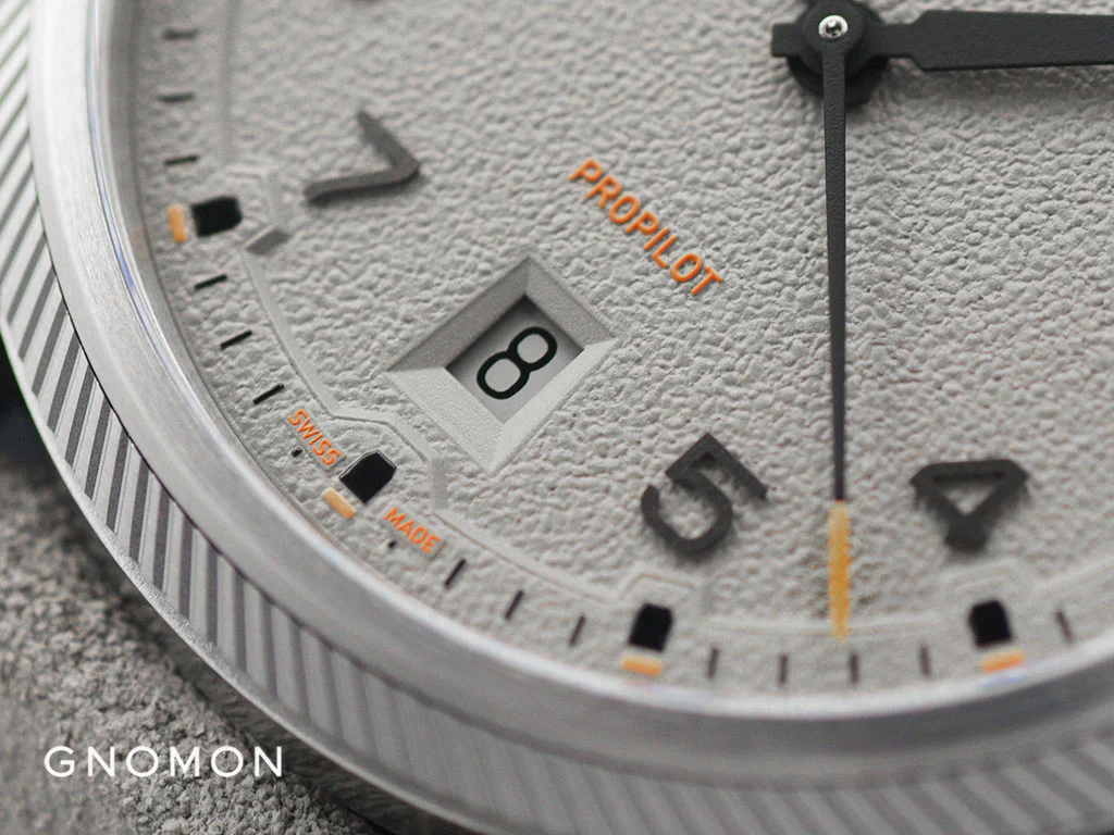 ProPilot Date Grey Ref. 01 733 7805 4163-07 6 20 15LC - Image 3