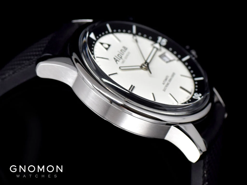 Seastrong Diver 300 Heritage Creme Ref. AL-525S4H6 - Image 8