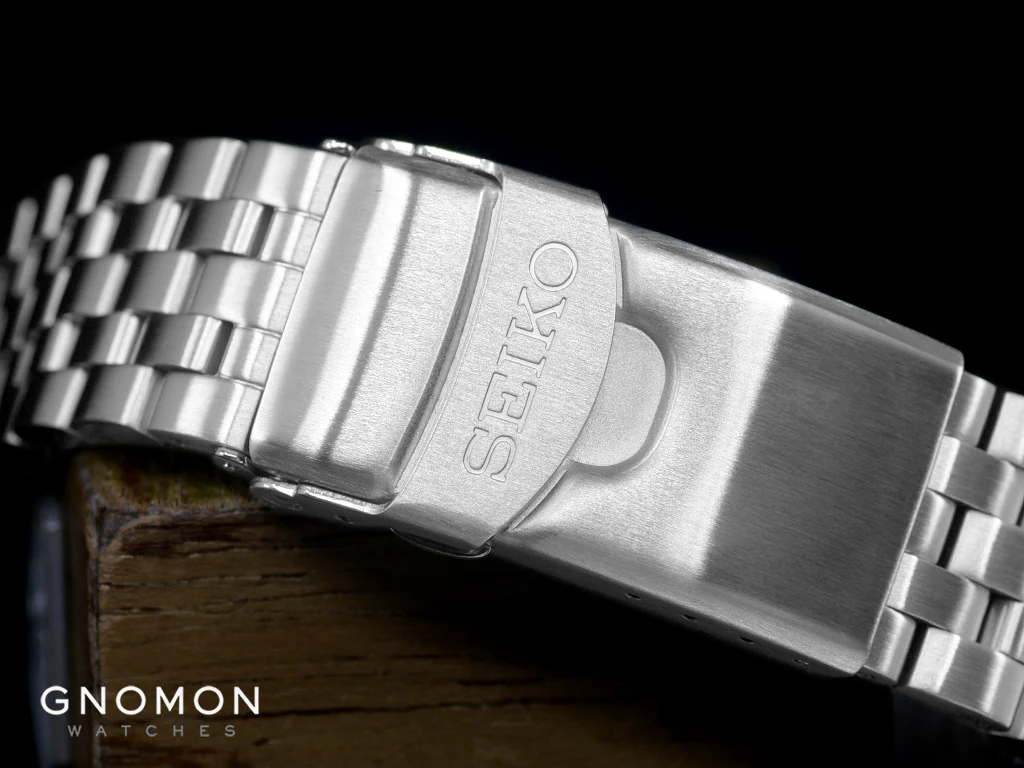 Seiko 5 Sports “Field Sports Style” GMT White Ref. SBSC009 - Image 11