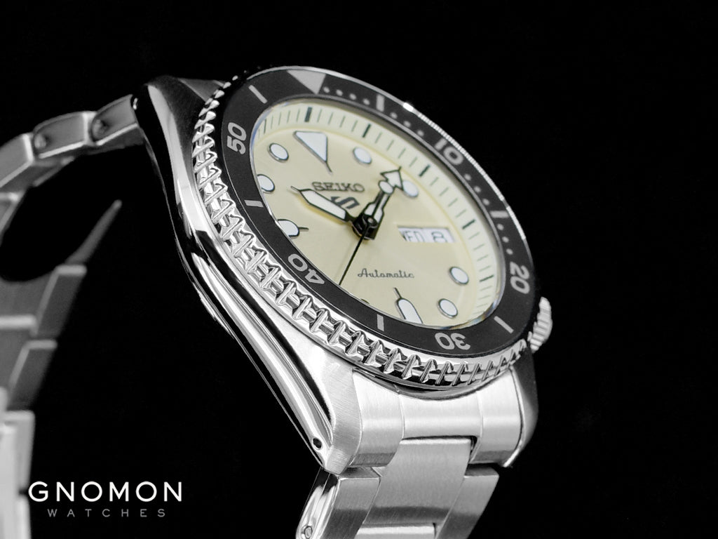 Seiko 5 Sports “Sports Style” 38mm Champagne White Ref. SBSA227 - Image 8