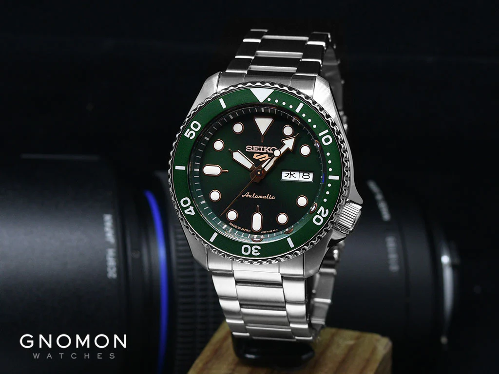 Seiko 5 Sports “Sports Style” Green Gilt Ref. SBSA013 - Image 2