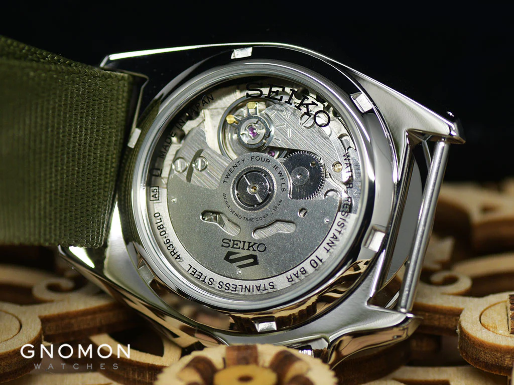 Seiko 5 Sports “Sports Style” Military Green 40 Ref. SBSA055 - Image 10