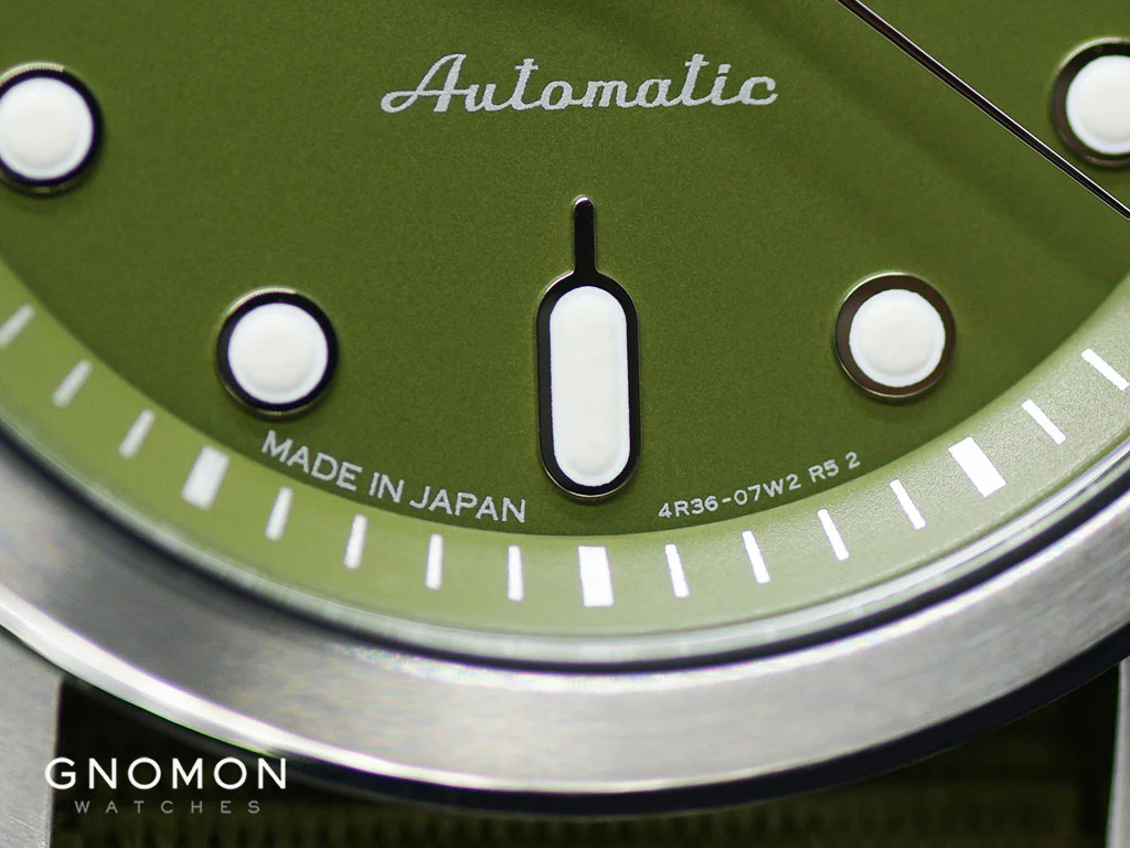 Seiko 5 Sports “Sports Style” Military Green 40 Ref. SBSA055 - Image 3