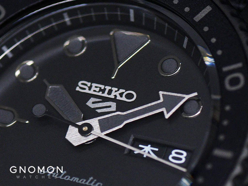 Seiko 5 Sports “Street Style” Blackout Ref. SBSA025 - Image 4