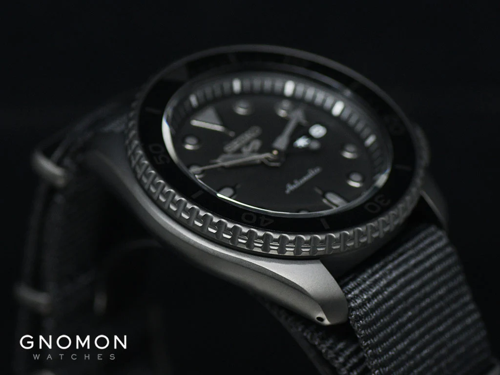 Seiko 5 Sports “Street Style” Blackout Ref. SBSA025 - Image 8