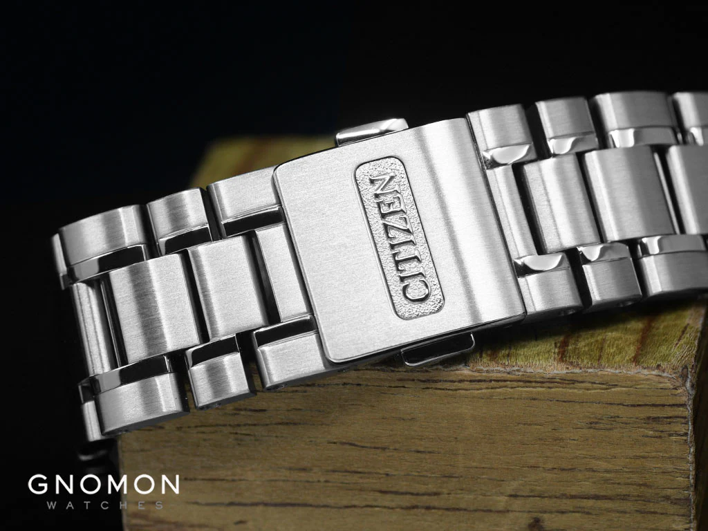 The Citizen Eco-Drive White Ref. AQ1010-54A - Image 11
