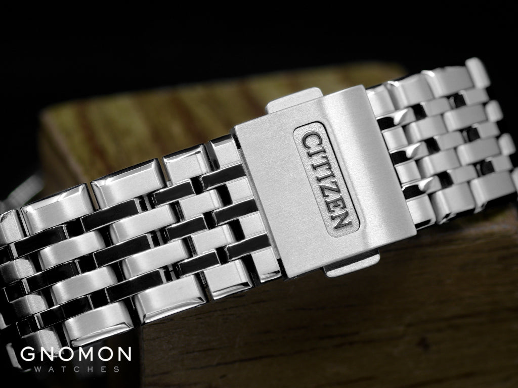 The Citizen Super Titanium Ivory Ref. AQ4100-57A - Image 10