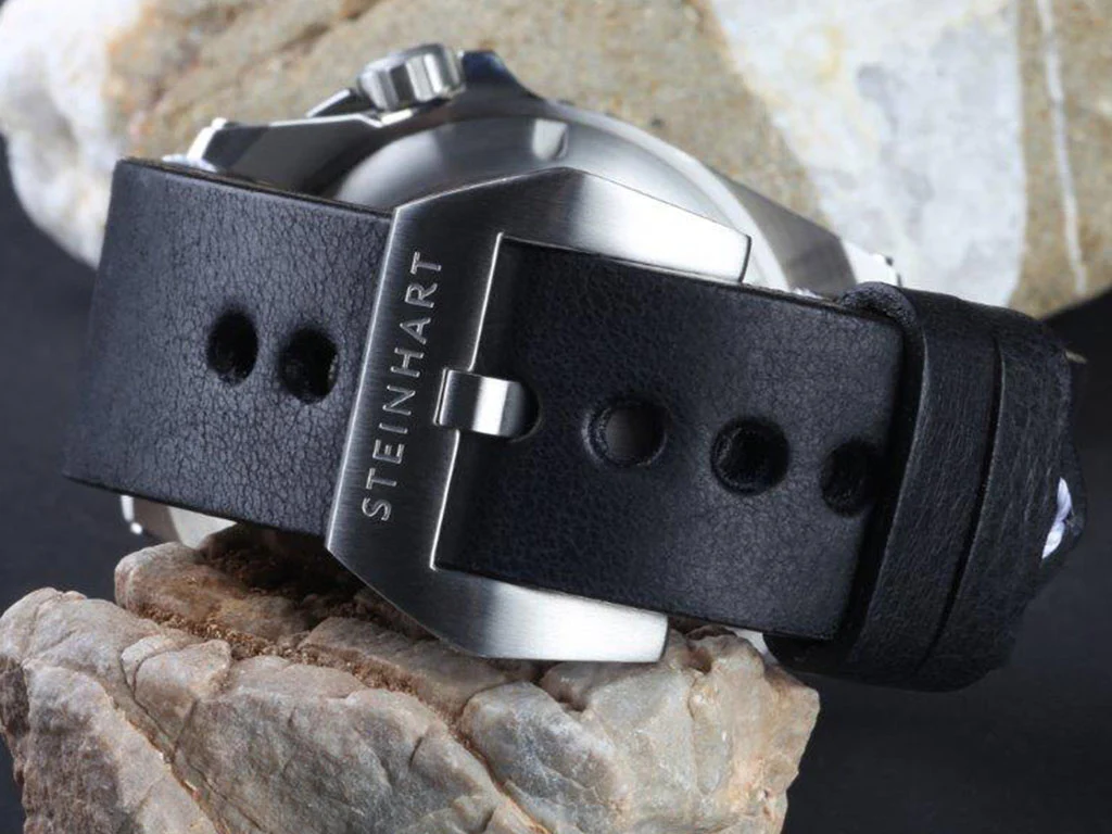 Traveler GMT Black - Image 15