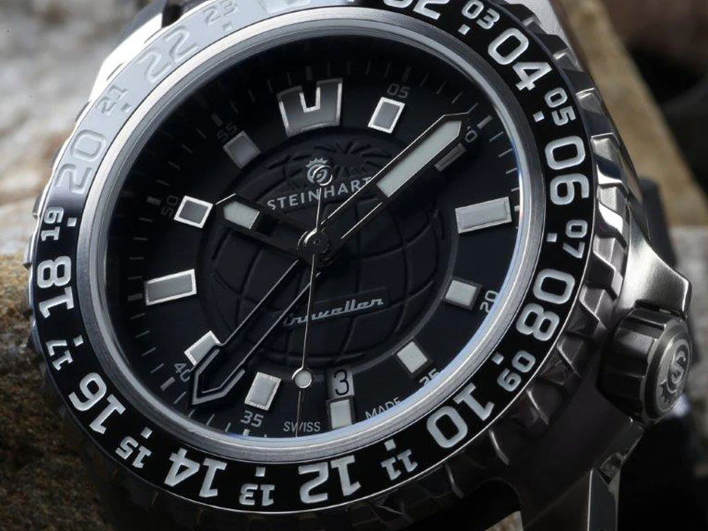 Traveler GMT Black - Image 8