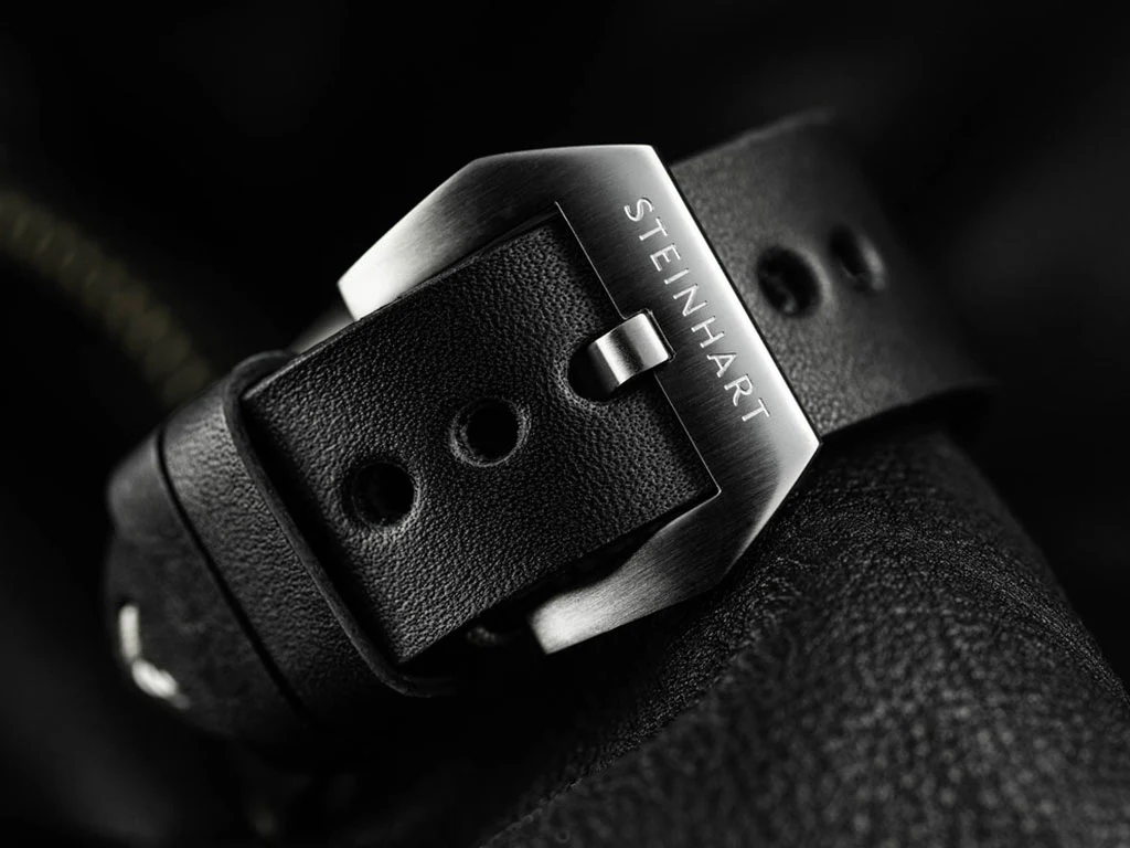 Triton 300 Black - Image 15