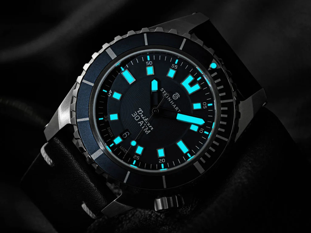Triton 300 Blue - Image 11