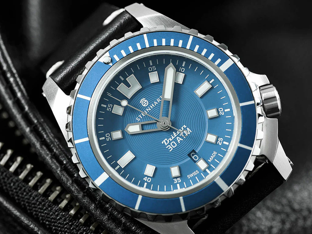 Triton 300 Blue - Image 3