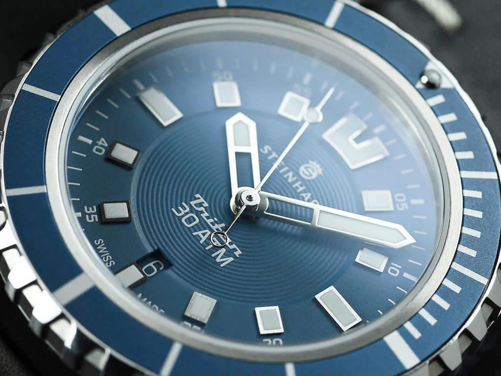 Triton 300 Blue - Image 7