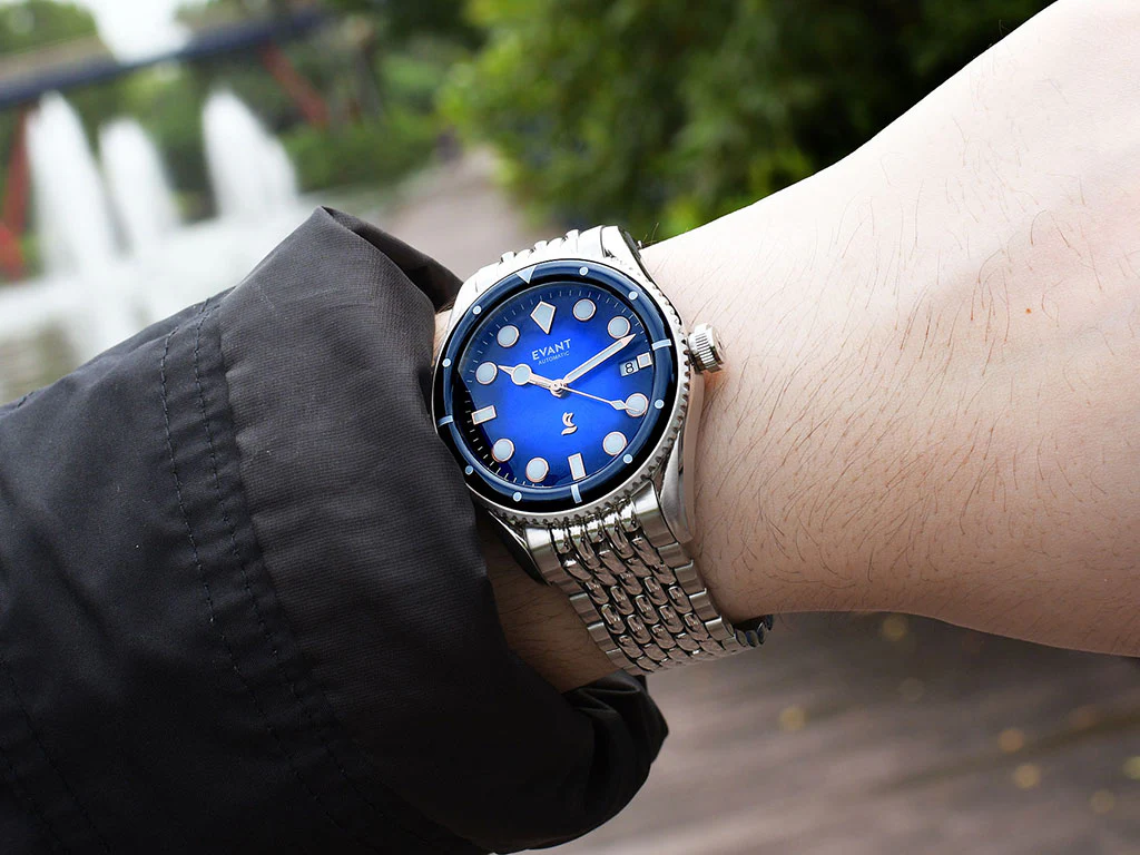 Tropic Diver 39 Royal - Image 4