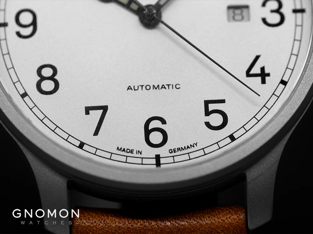 Vintage Marine Grey 42 Leather 3H215A - Sapphire - Image 3